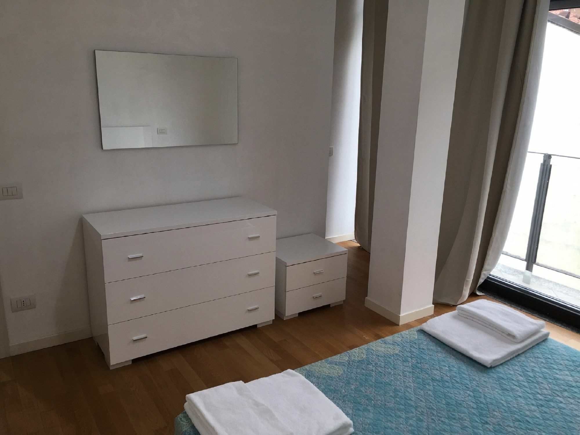 Red Line Apartments Milano Luaran gambar
