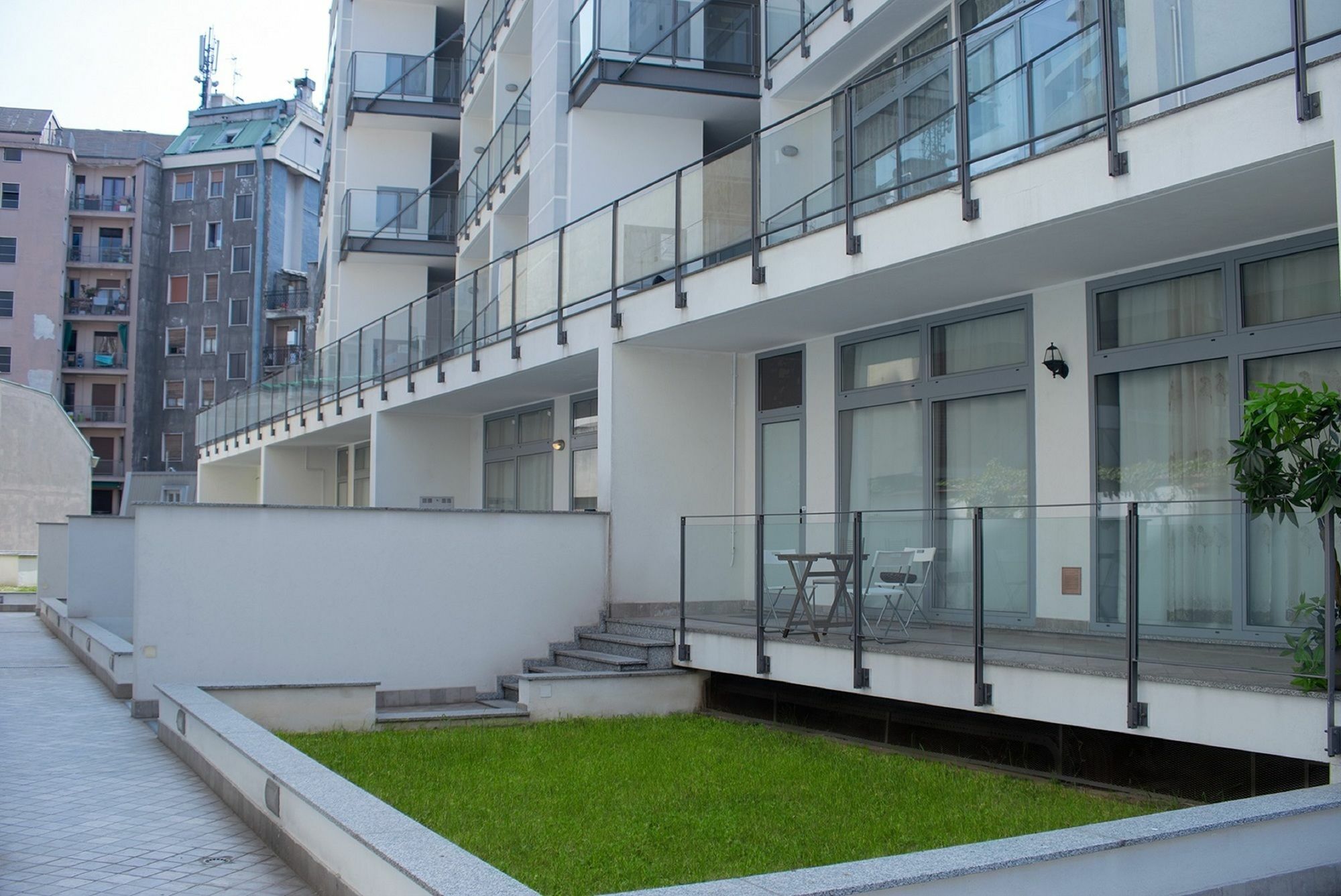 Red Line Apartments Milano Luaran gambar