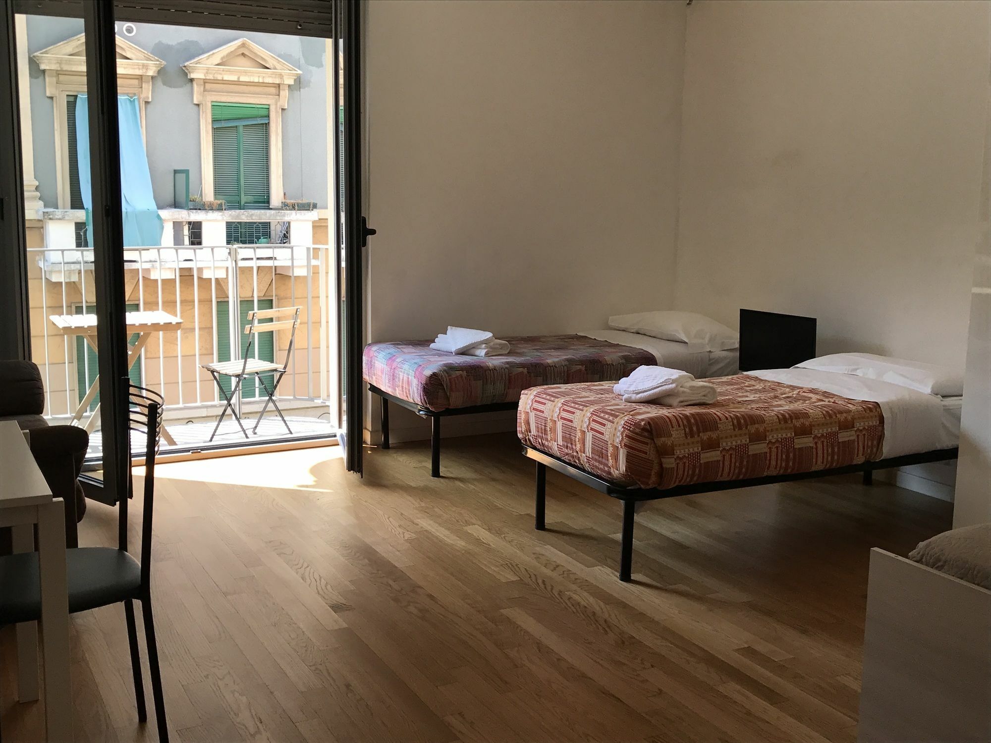 Red Line Apartments Milano Luaran gambar