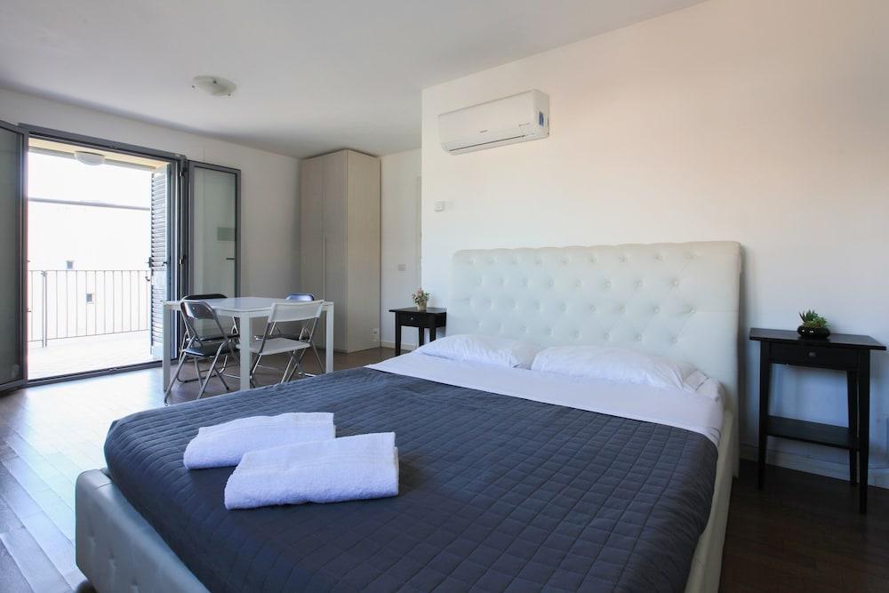 Red Line Apartments Milano Luaran gambar