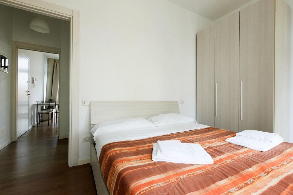 Red Line Apartments Milano Luaran gambar
